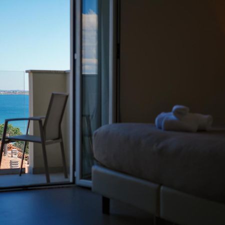 Hotel Palazzo Del Garda & Spa Desenzano del Garda Luaran gambar