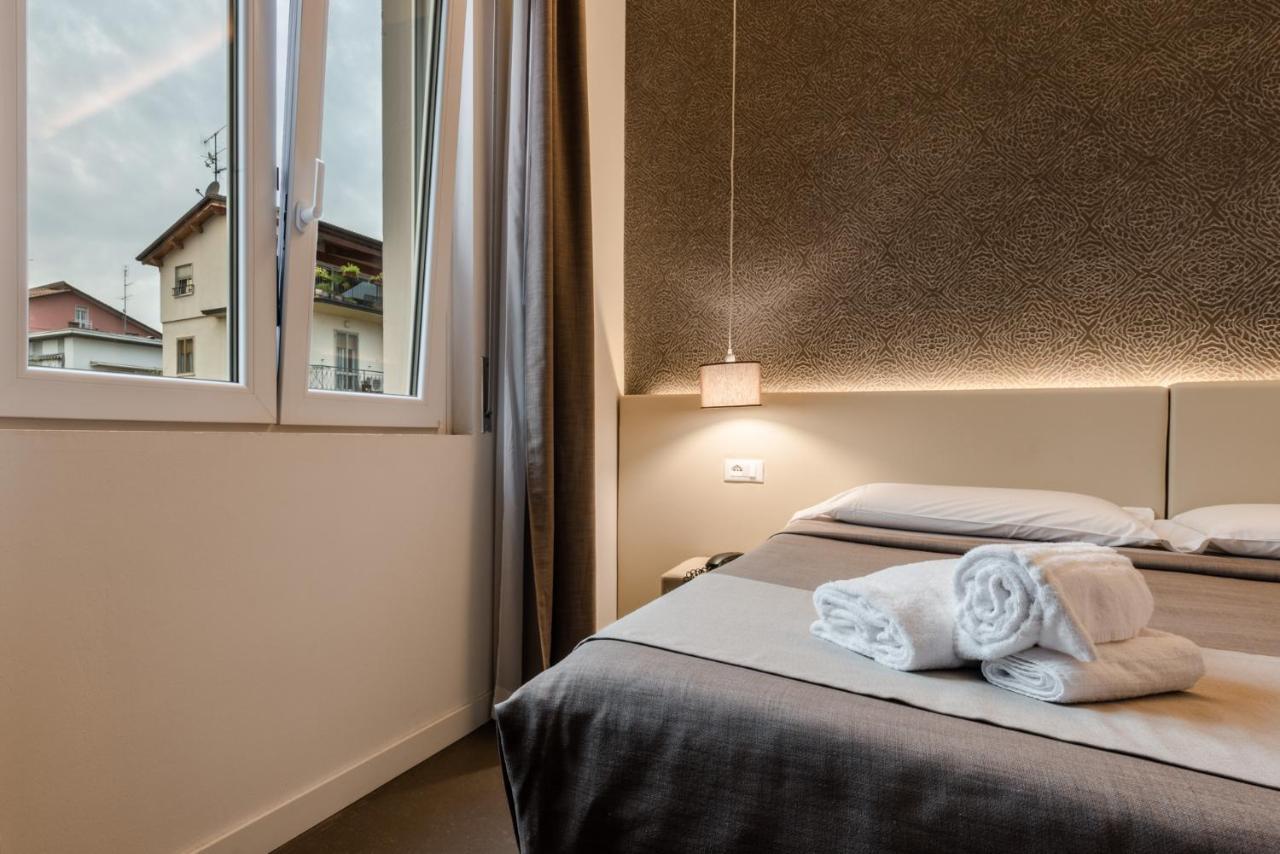 Hotel Palazzo Del Garda & Spa Desenzano del Garda Luaran gambar