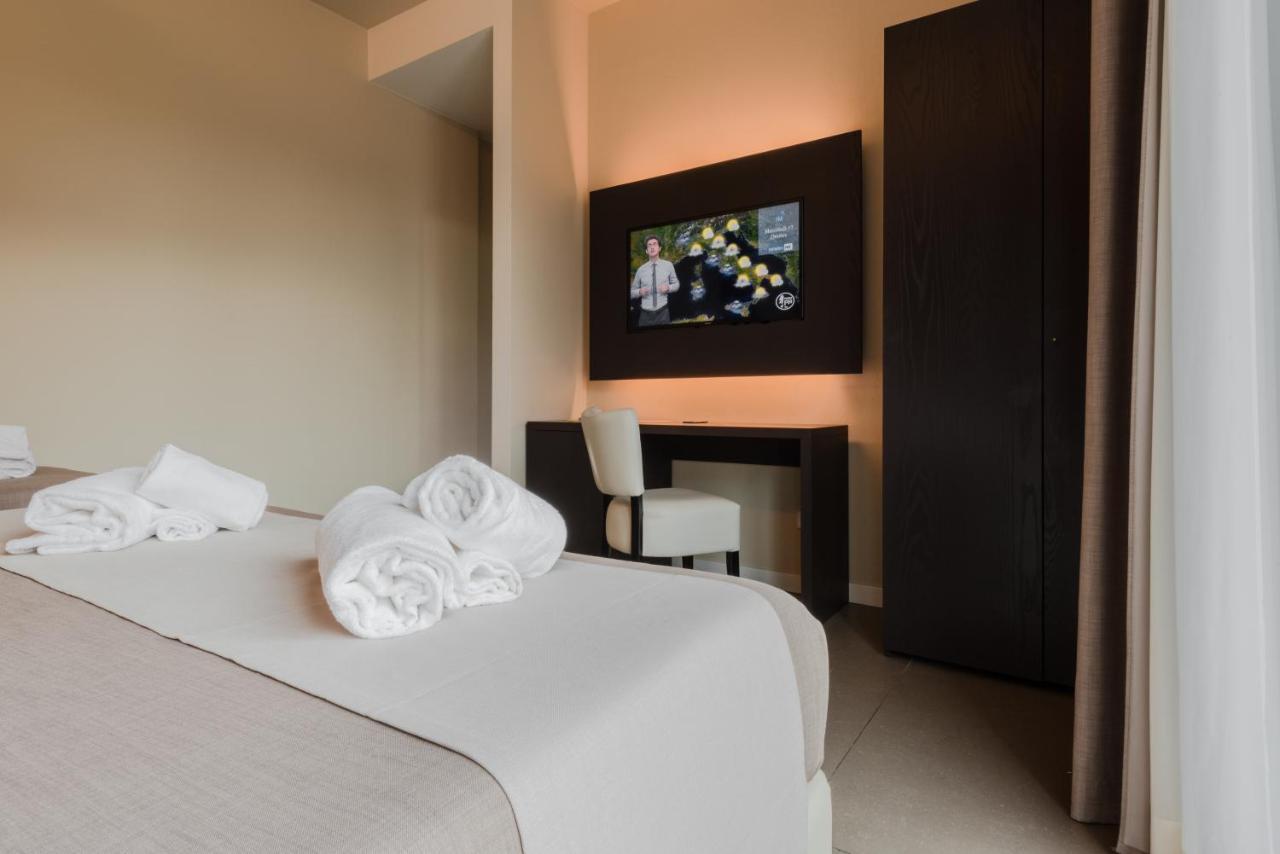 Hotel Palazzo Del Garda & Spa Desenzano del Garda Luaran gambar